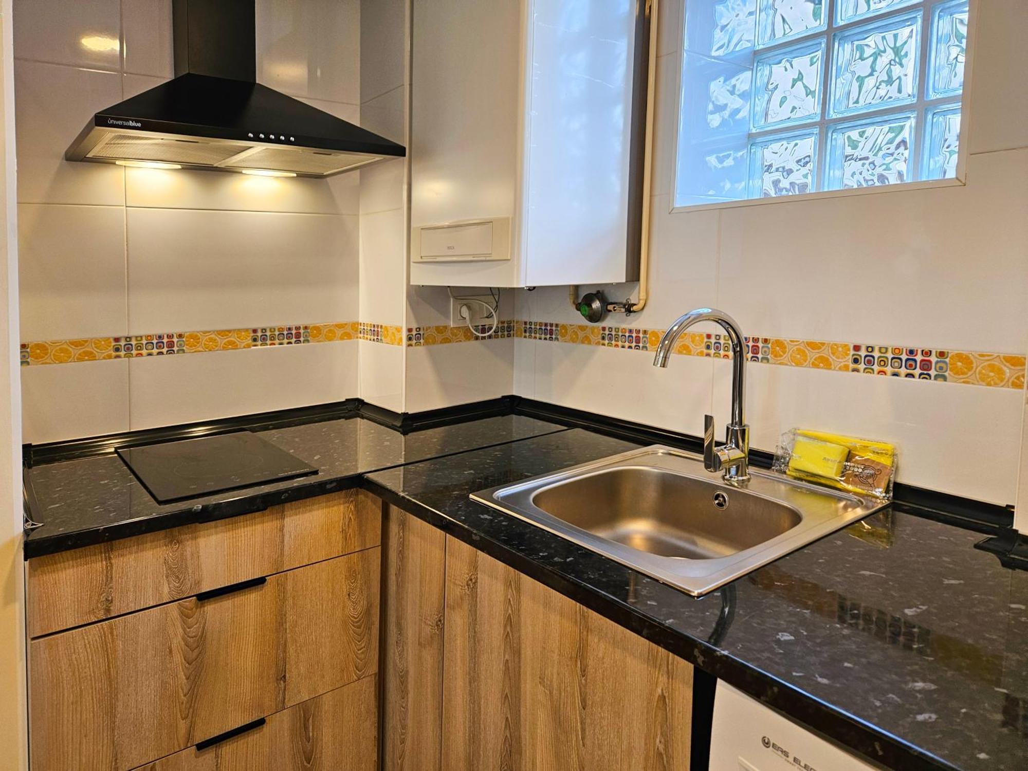 Apartamentos Escarrilla Suites 3000 Экстерьер фото