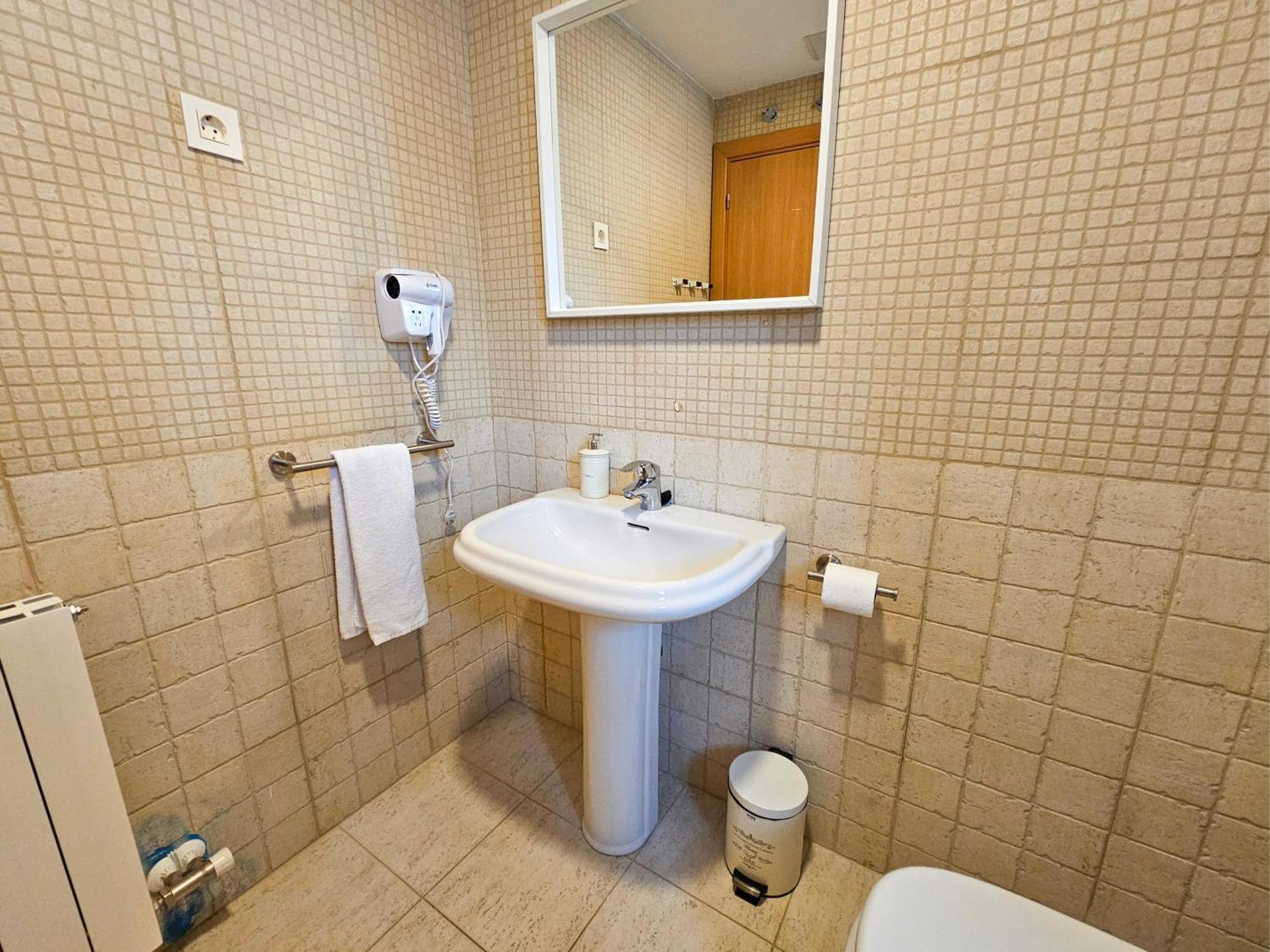 Apartamentos Escarrilla Suites 3000 Экстерьер фото
